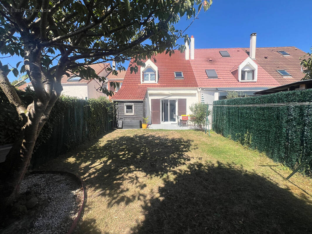 Maison à MONTIGNY-LE-BRETONNEUX