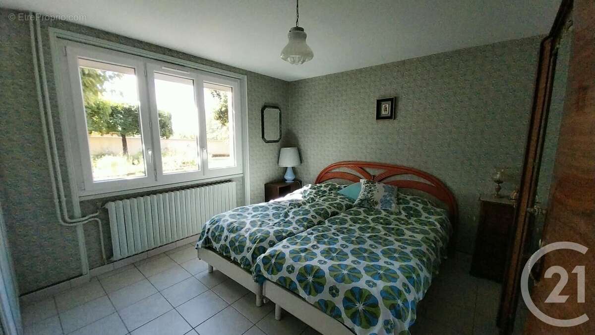 Maison à MONTMERLE-SUR-SAONE