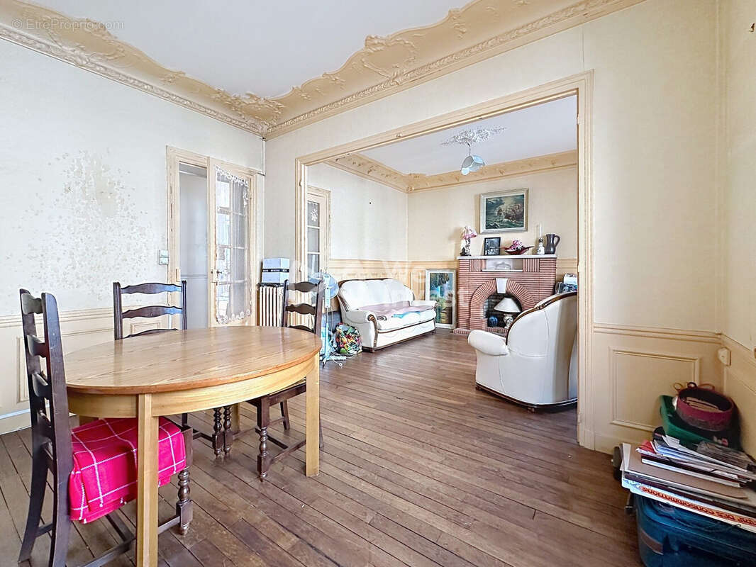Appartement 57 m² à Colombes  - photo 2
