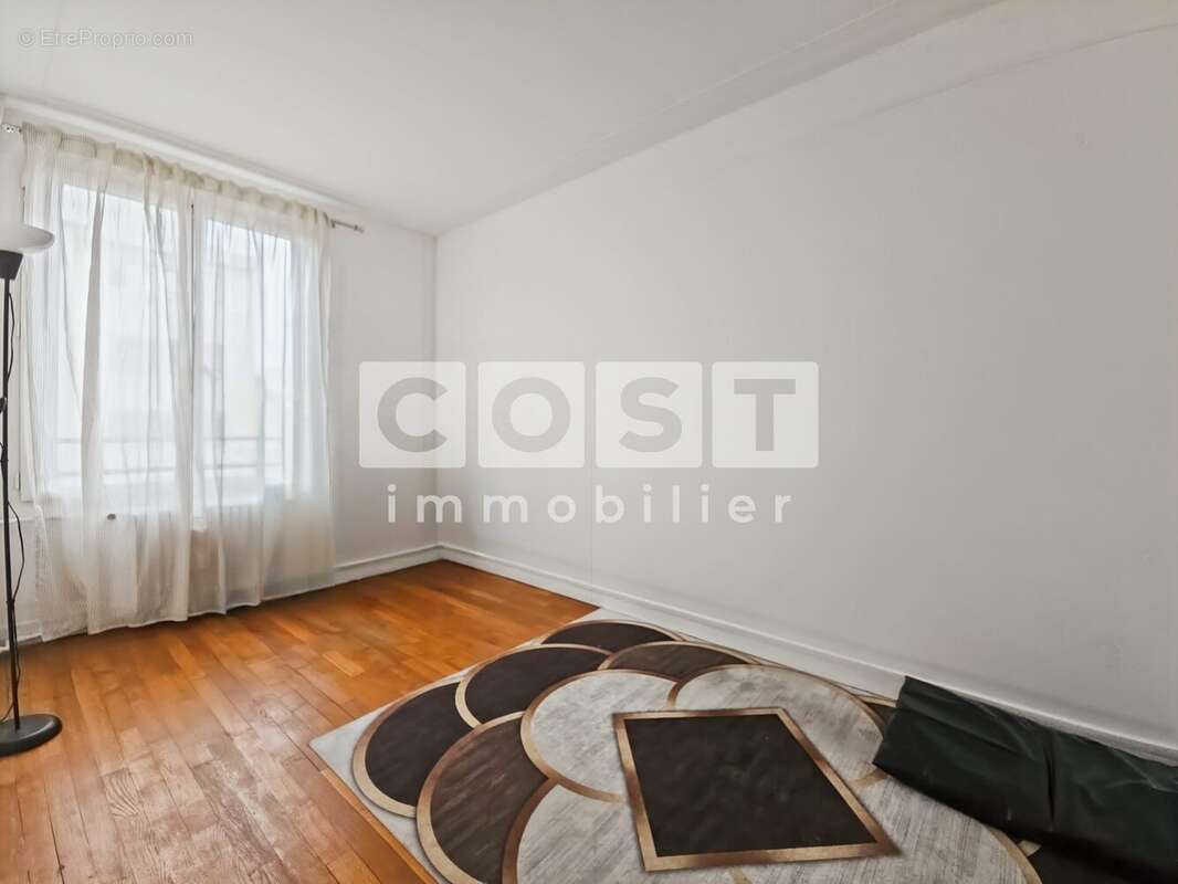 Appartement à BOIS-COLOMBES
