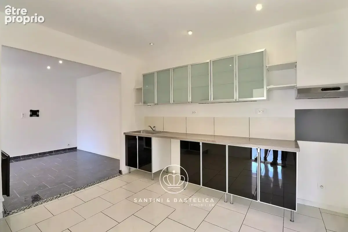 T3 à vendre en rez-de-jardin - Plaine de Peri Ajaccio - photo 4