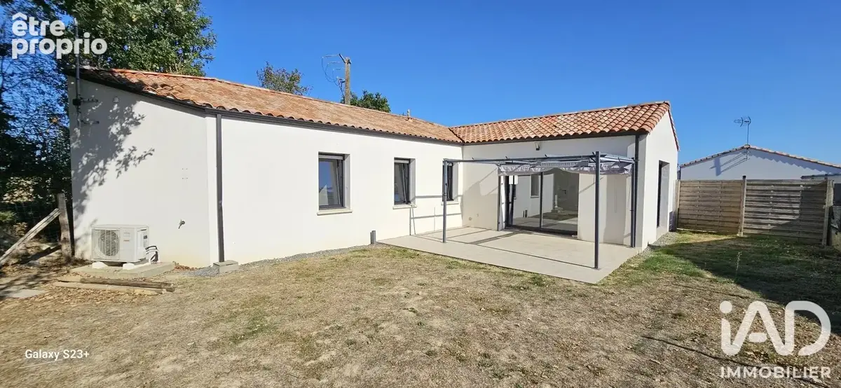 Photo 1 - Maison à BEAUFOU