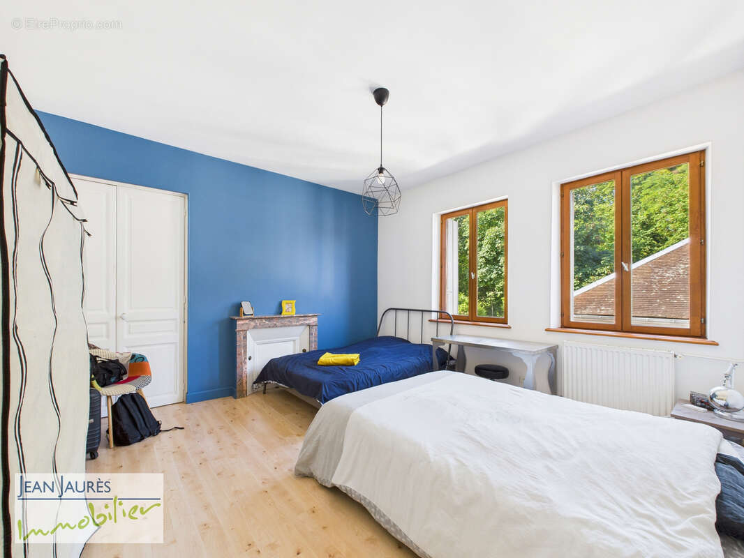 Appartement à SAINT-JULIEN-LES-VILLAS