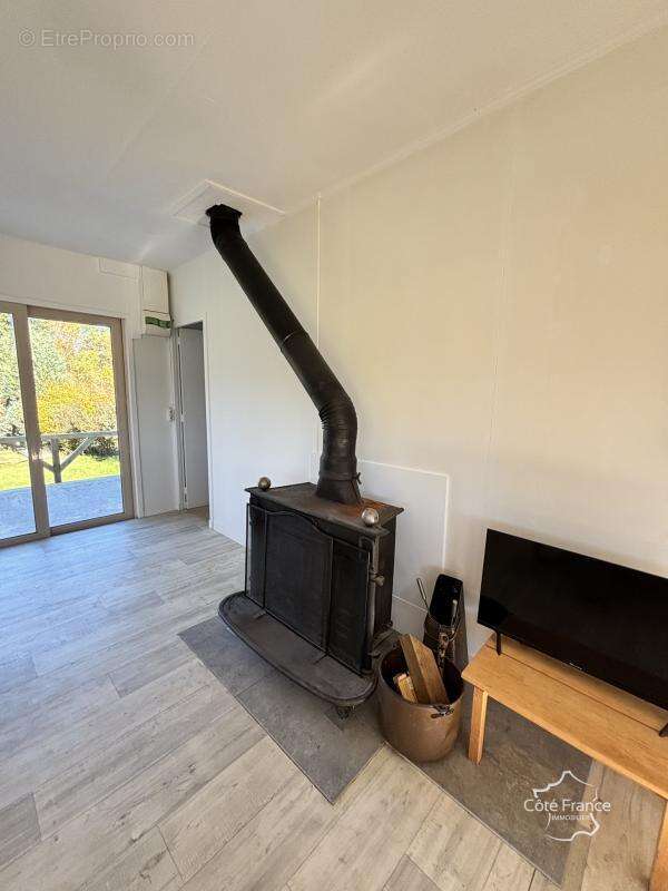 Maison à GOULLES