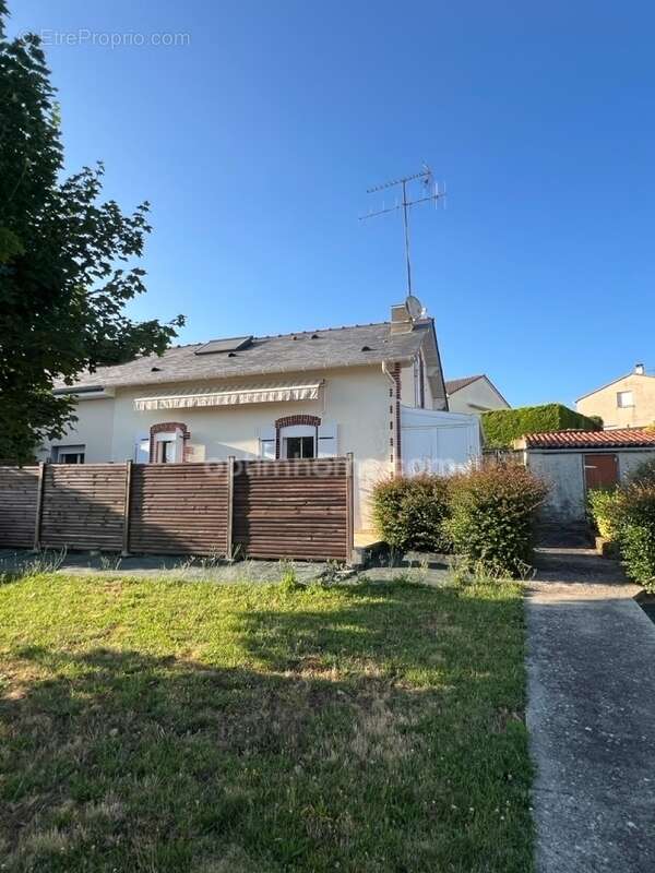 Maison à MORTAGNE-SUR-SEVRE