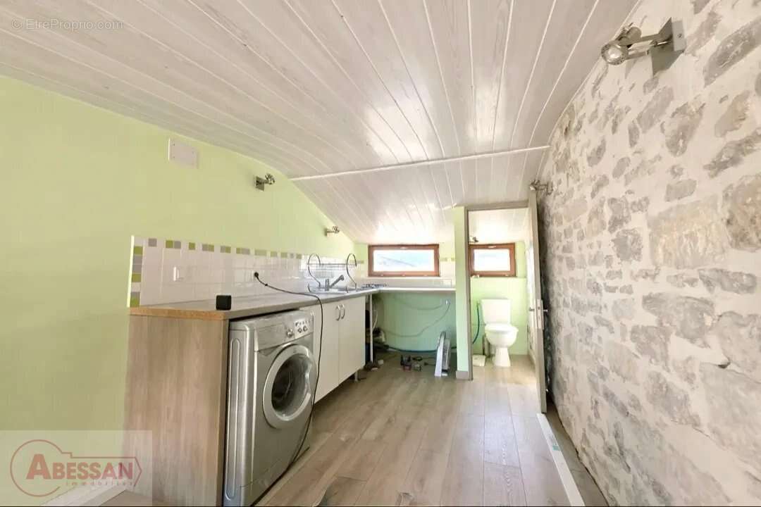 Maison à SAINT-HIPPOLYTE-DU-FORT