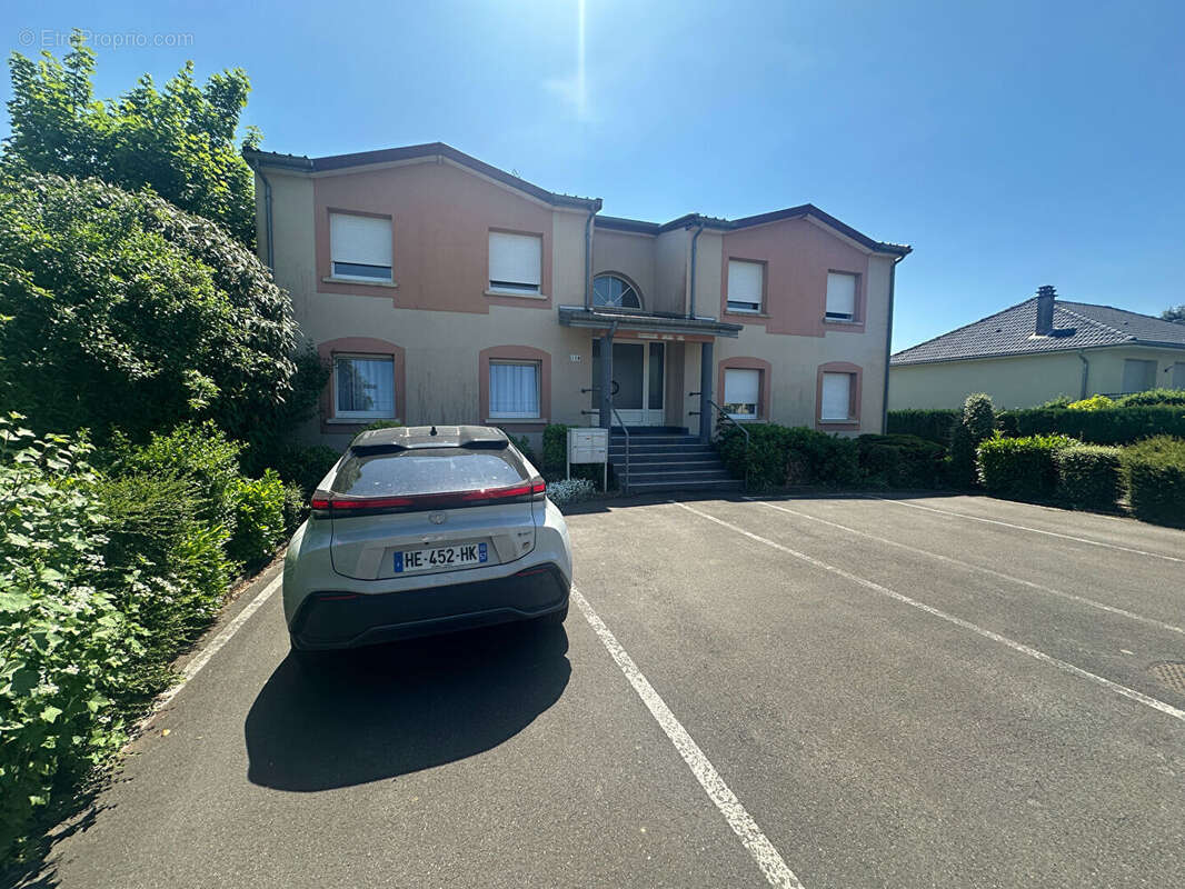 Appartement à COSNES-ET-ROMAIN