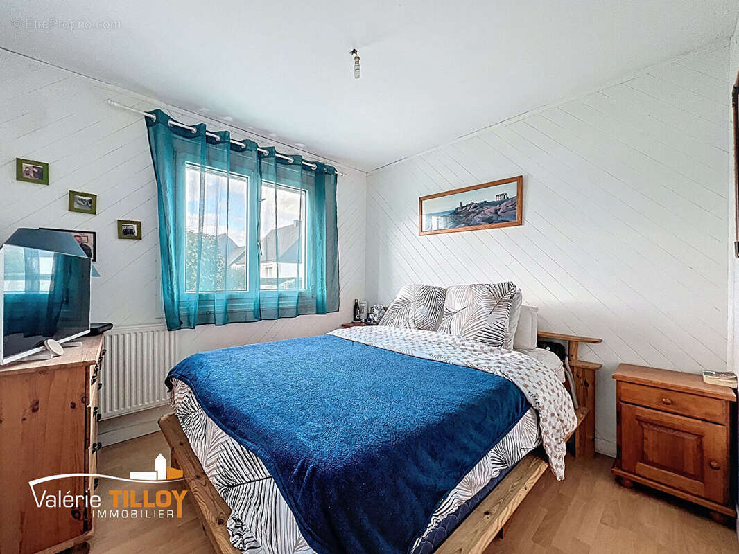 Maison à SAINT-JACQUES-DE-LA-LANDE