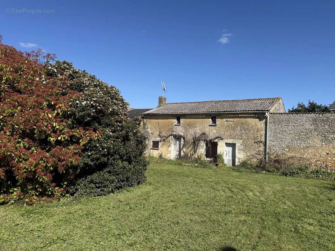 Maison à MARNES