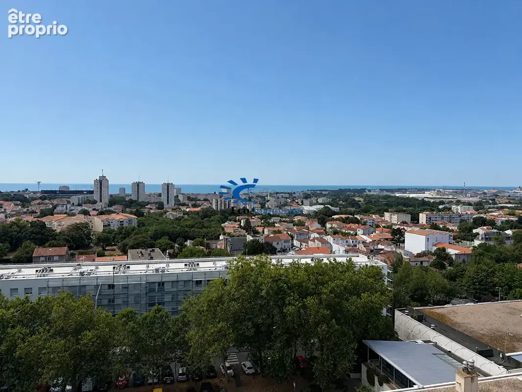 Exclusivite la rochelle - appartement environ 99m² - balcons et stationnement - photo 2