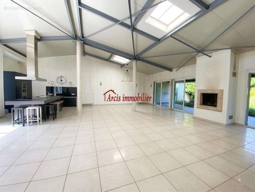 Mailly le Camp - photo 2