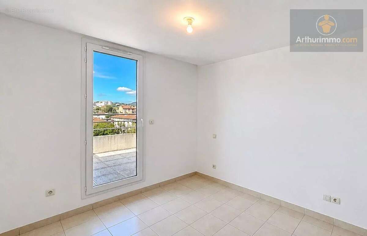 Vente Appartement La seyne-sur-mer(83500) 254 000ï¿œ - photo 7