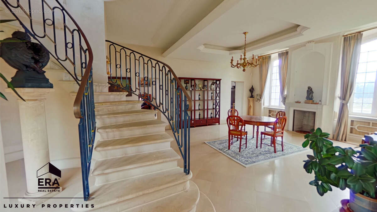 Maison à MOULIS-EN-MEDOC