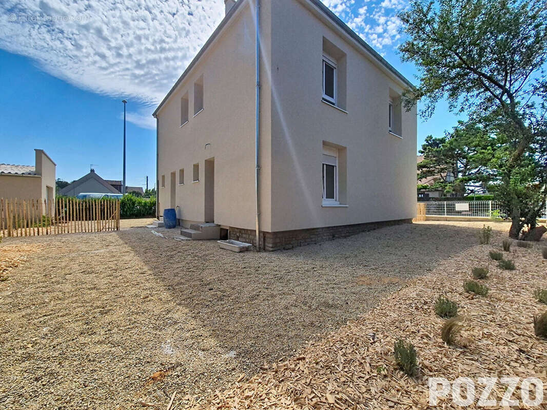 Maison à COURSEULLES-SUR-MER