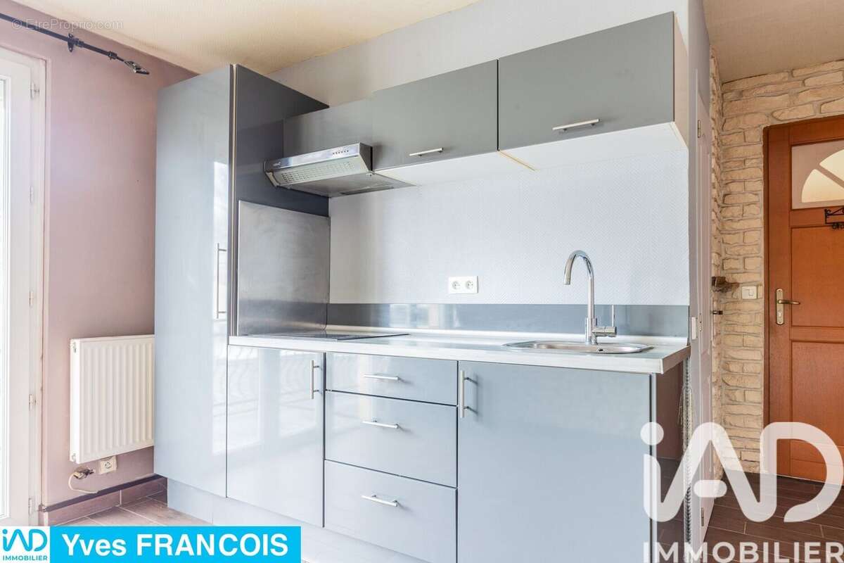 Photo 5 - Appartement à SAINTE-GENEVIEVE-DES-BOIS