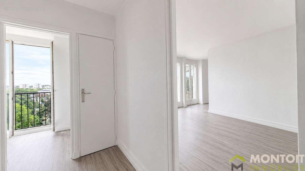 - choisy, gare rer c 2 p + cave (vente) - photo 4