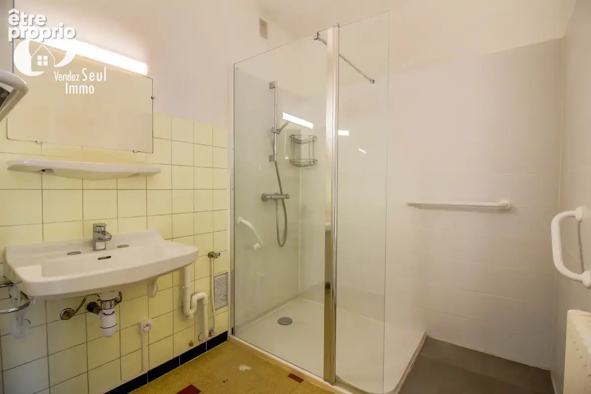 Appartement de Type 2 de 60 m2 - à deux pas du lac - photo 11