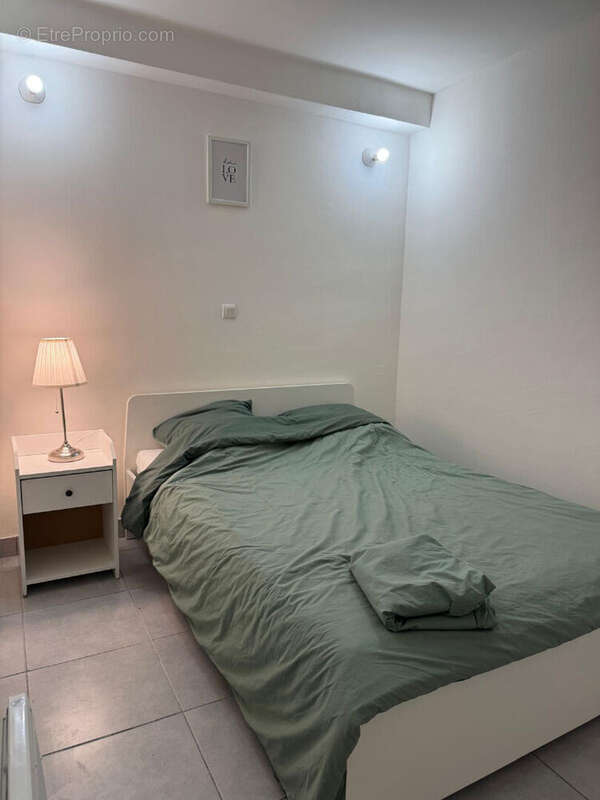 Appartement à MARSEILLE-3E