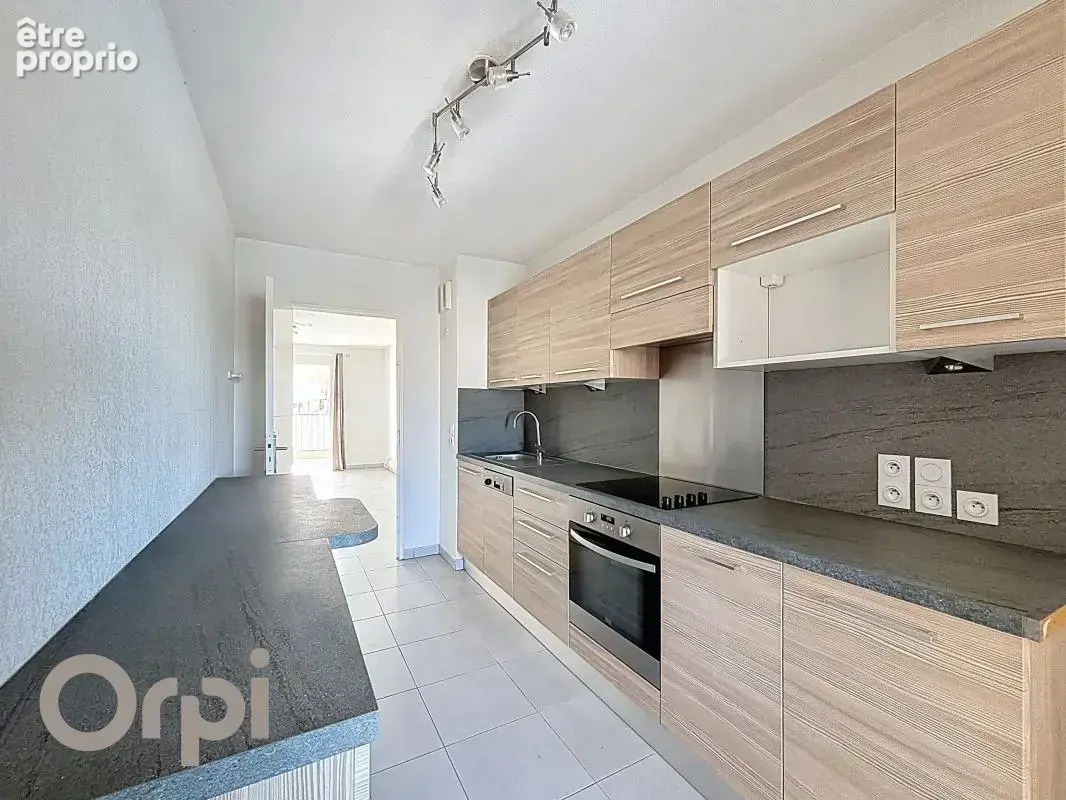Appartement 3 pièces en dernier étage avec terrasse et garage – Roquebrune-sur-Argens - photo 10