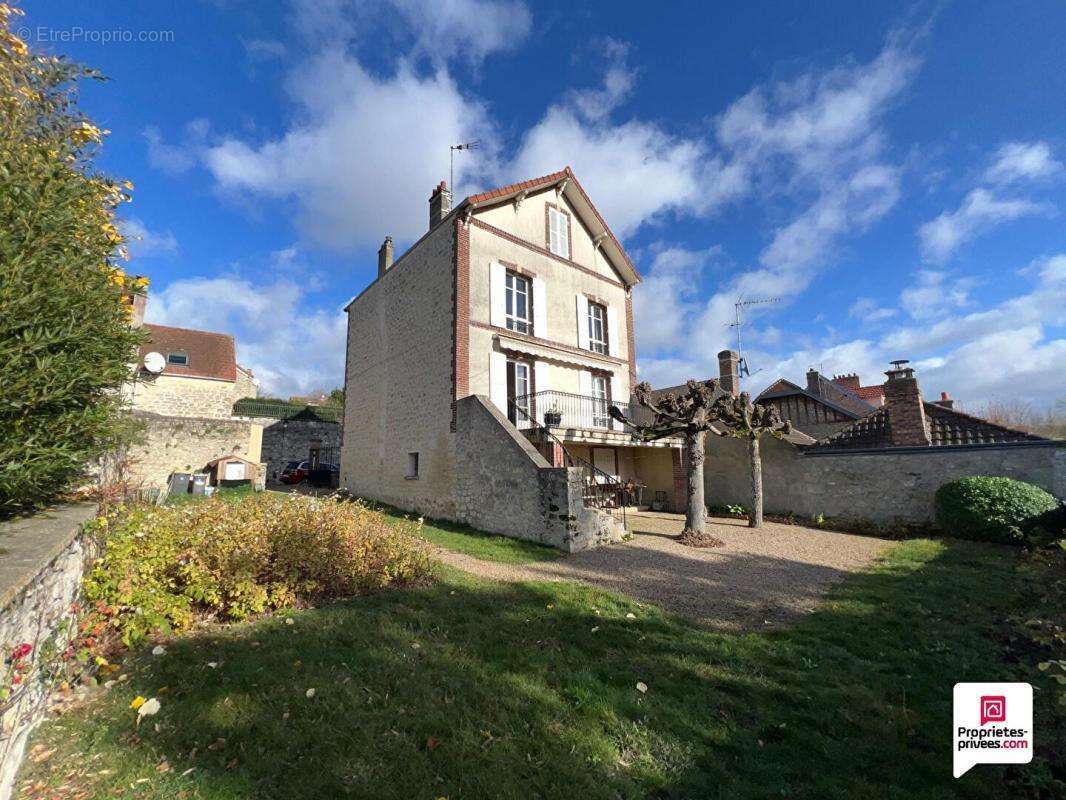 Maison à MONTGEROULT