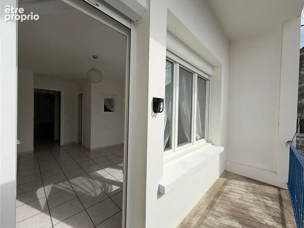 Bel Appartement 2 Pièces + Parking en Centre ville - photo 2