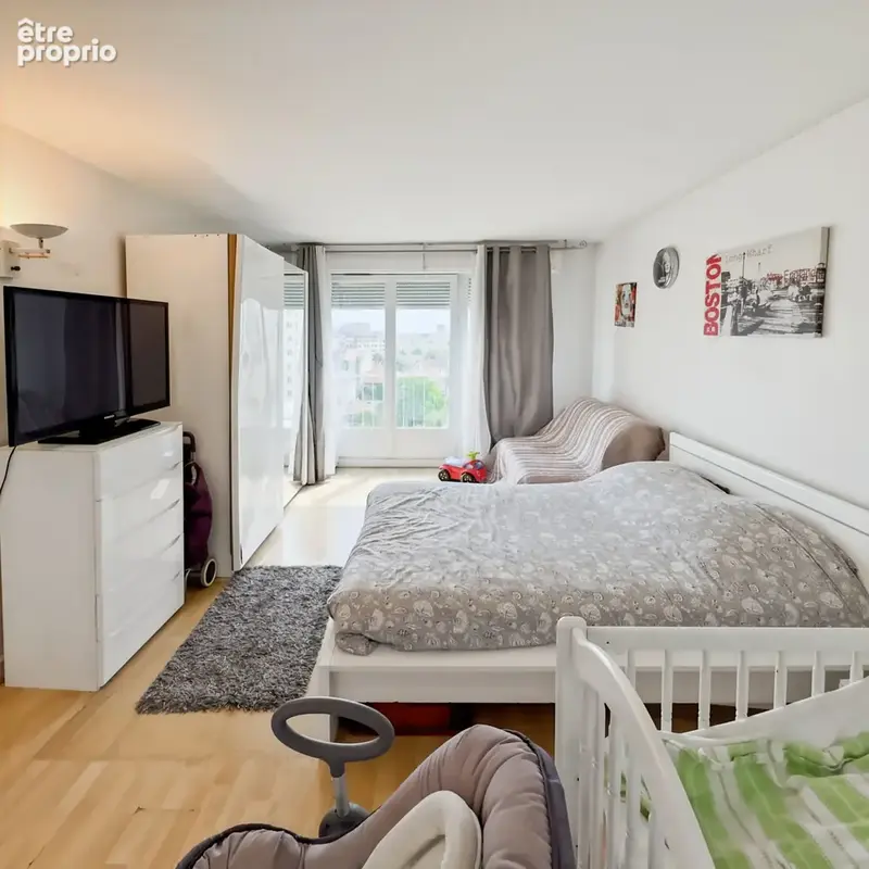 Appartement 110 m² à Bagnolet  - photo 2