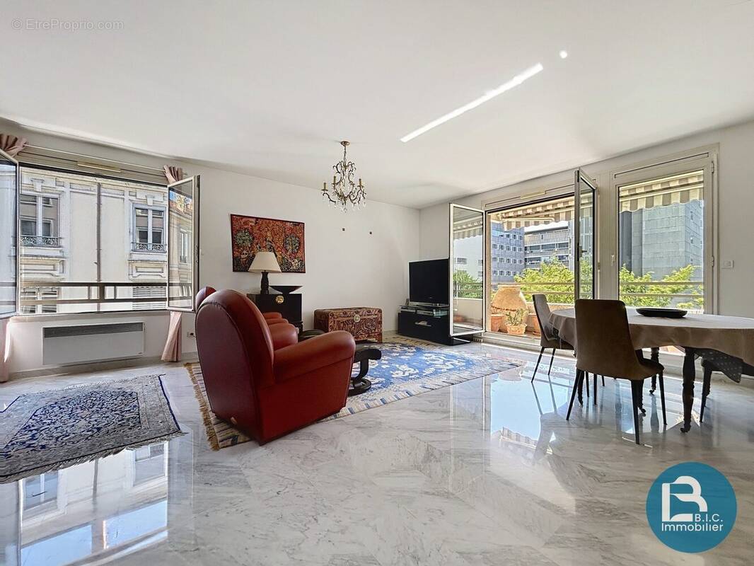 Appartement à LYON-3E