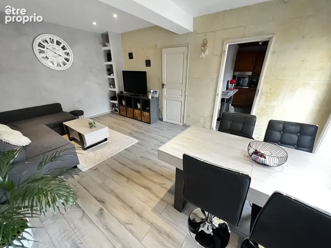 Maison 5 pièces 92 m² à vendre à Fontvieille (13990) - photo 2
