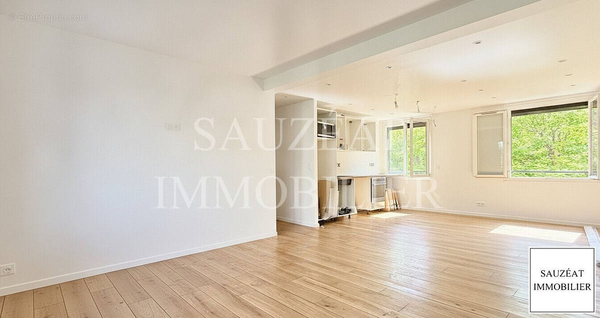 Appartement à MONTROUGE