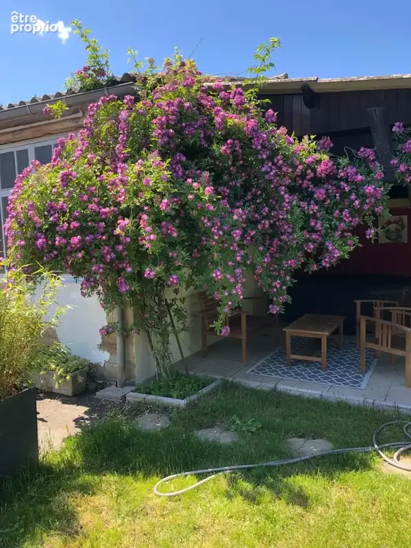 A VENDRE - Maison 4 pièces avec vie de plain-pied - garage/atelier de 90 m2 environ et jardin proche centre-vi - photo 21