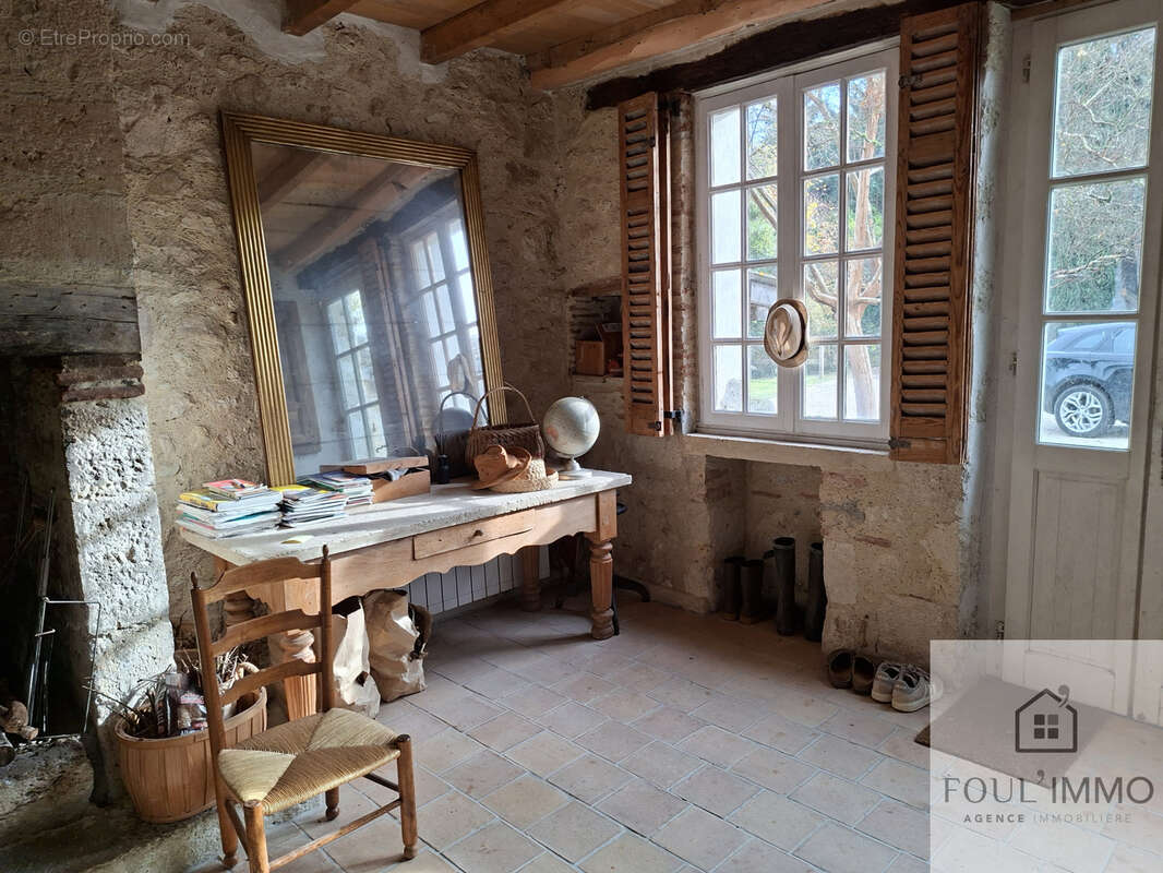 Maison à SAINT-PIERRE-DE-CLAIRAC