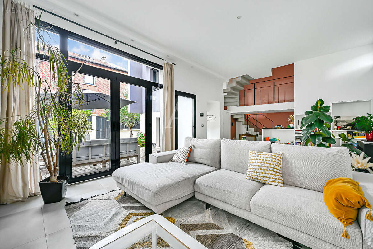 Maison à FONTENAY-SOUS-BOIS