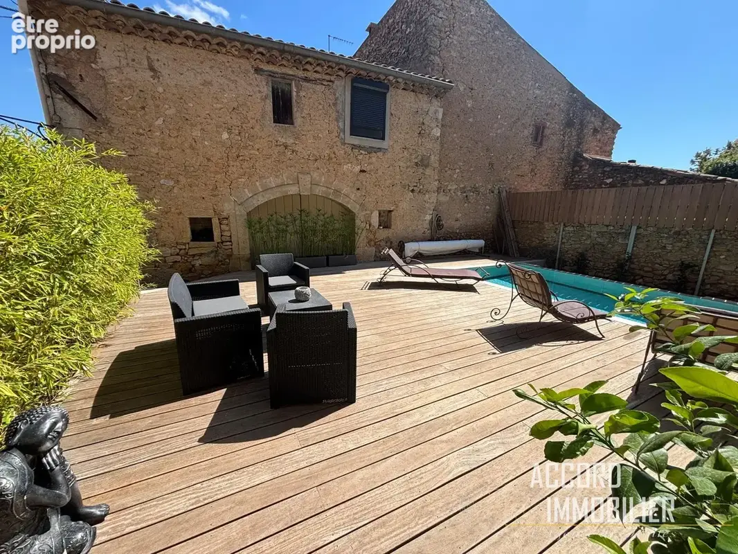 Puisserguier!! Superbe maison de 278 m2 avec piscine et  appartement T3  indépendant - photo 12