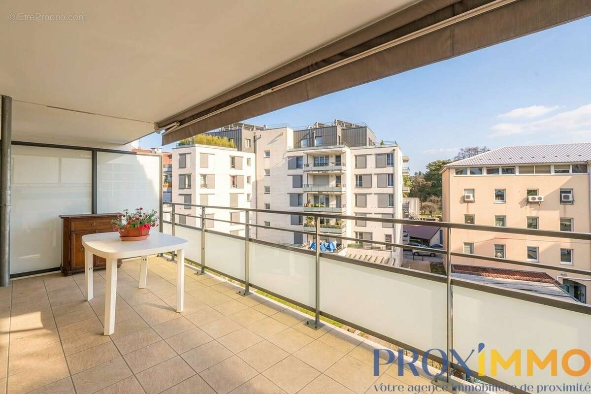 Appartement à VOIRON