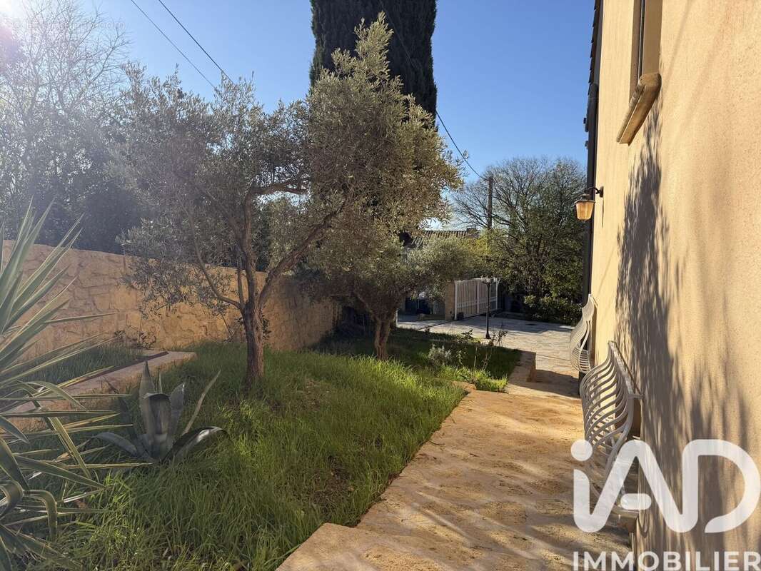 Photo 5 - Maison à SALON-DE-PROVENCE