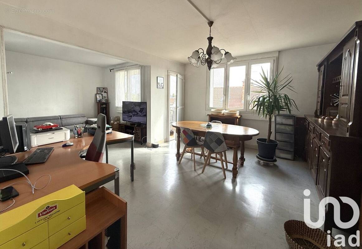 Photo 1 - Appartement à TROYES