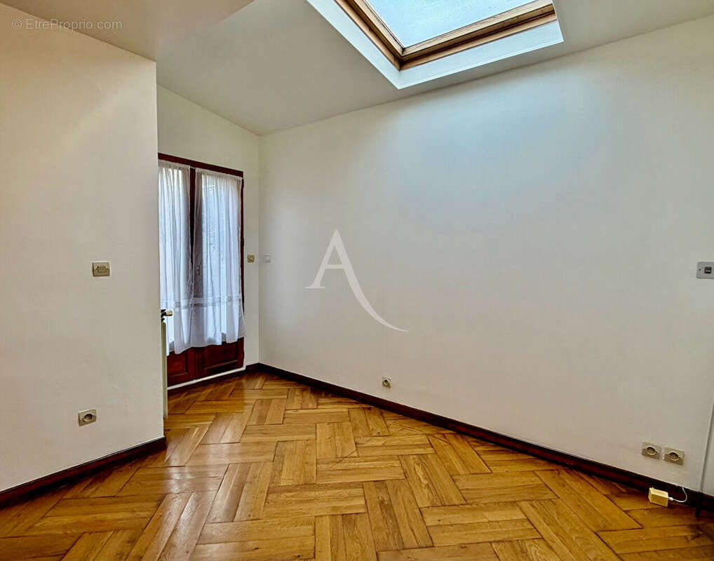 Maison individuelle de plain-pied jardin Fort Potentiel d'Agrandissement Chaville rive gauche 4 pièces  60 m2 2 chambres parking - photo 13