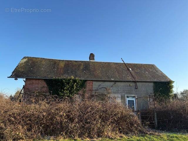 Maison à LA TRINITE-DE-REVILLE