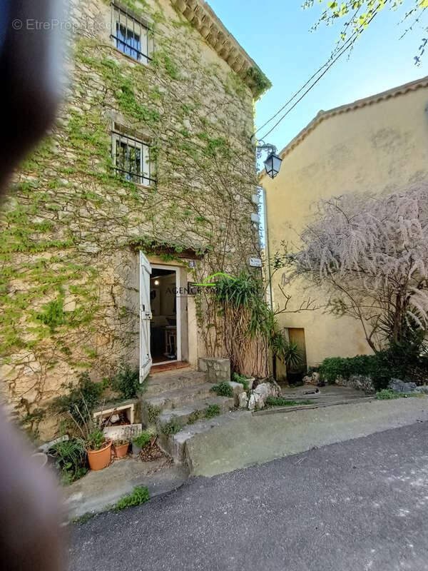 Maison à PEYMEINADE