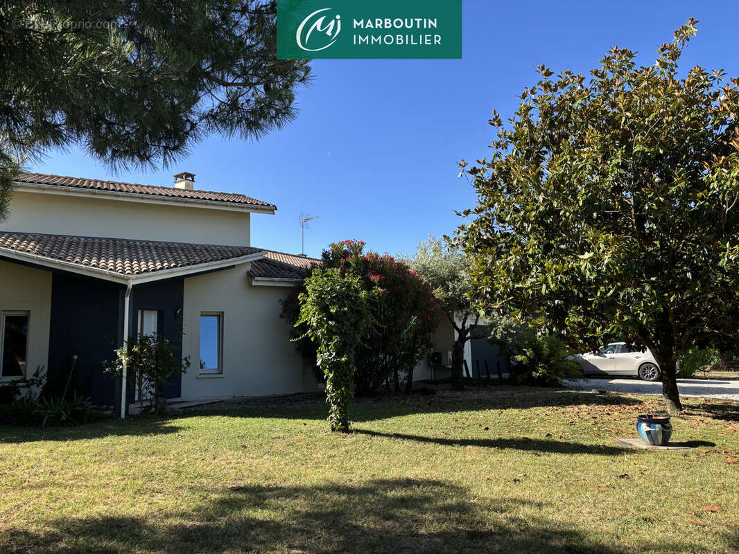 Maison contemporaine de plain pied avec piscine - photo 13