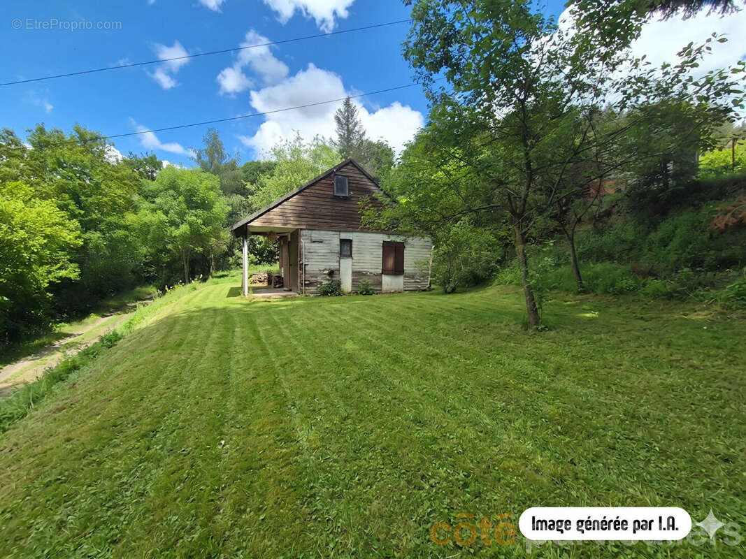 Terrain de 826m² au lac avec chalet à rénover - photo 2