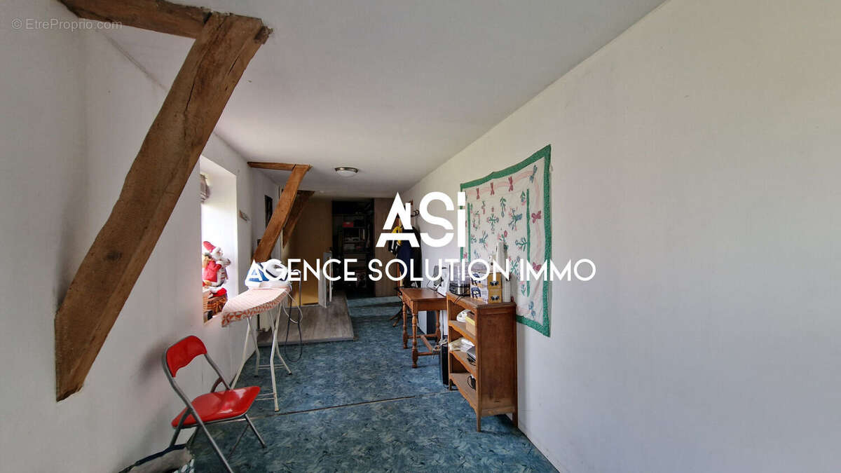Maison à ARQUENAY