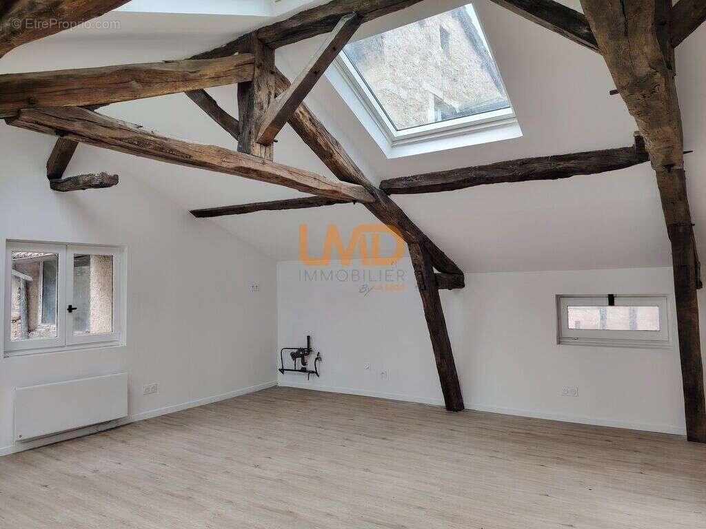 Appartement à VILLEFRANCHE-DE-ROUERGUE