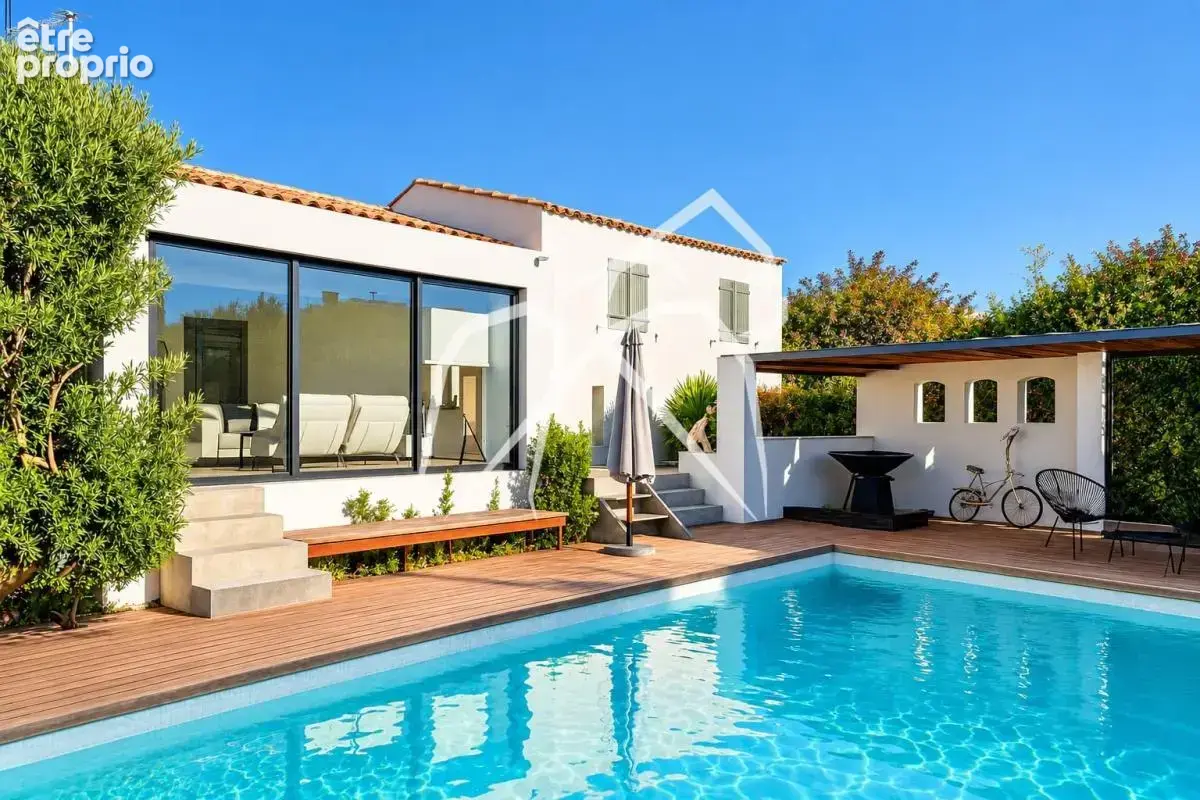 Villa  165m²  4 chambres  piscine  lattes 34970 - photo 1