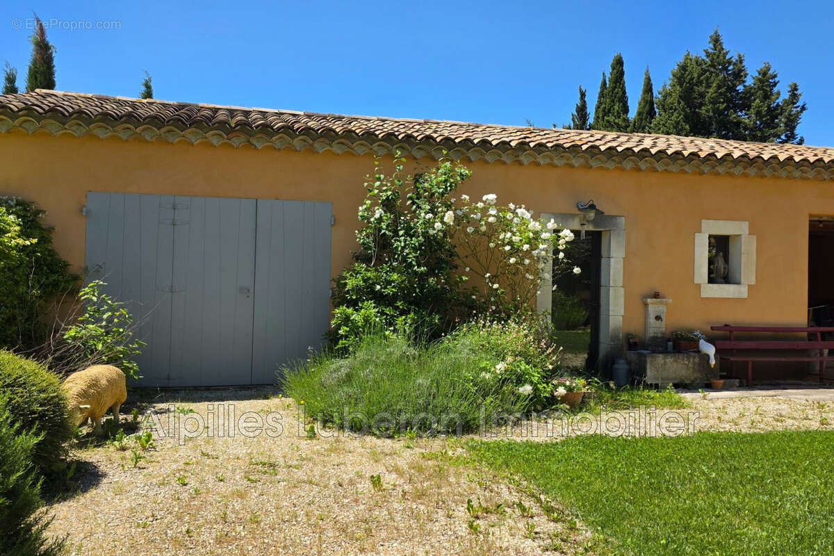 Maison à EYGALIERES