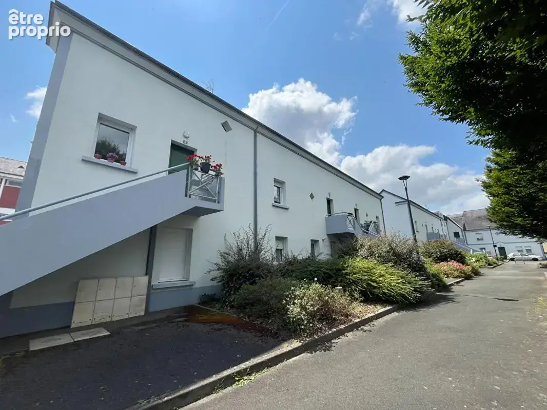 Photo Appartement à Montreuil-Juigne au prix de 156 000€