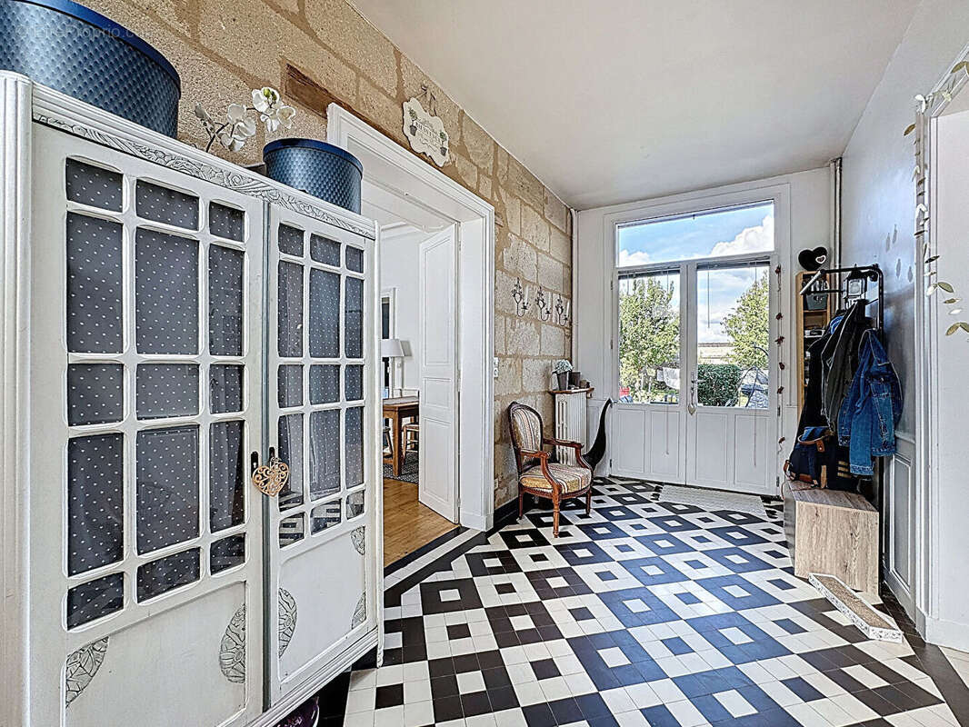 Maison à DOUE-LA-FONTAINE