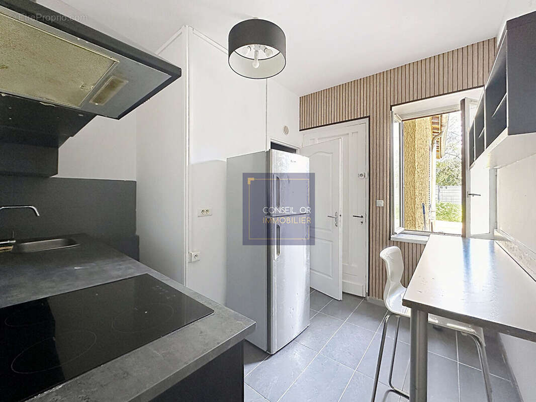 Appartement à OULLINS