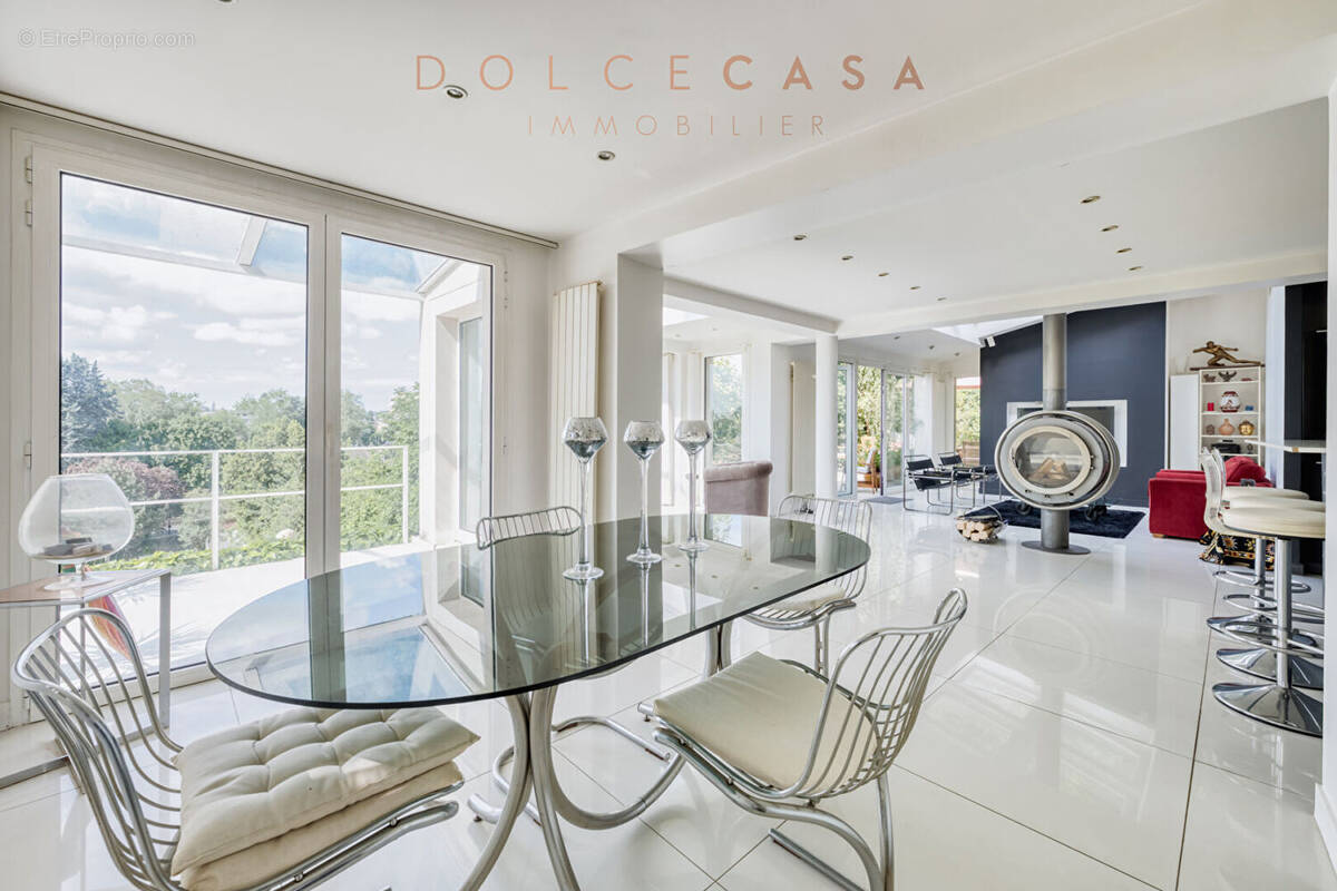 Maison à BRY-SUR-MARNE