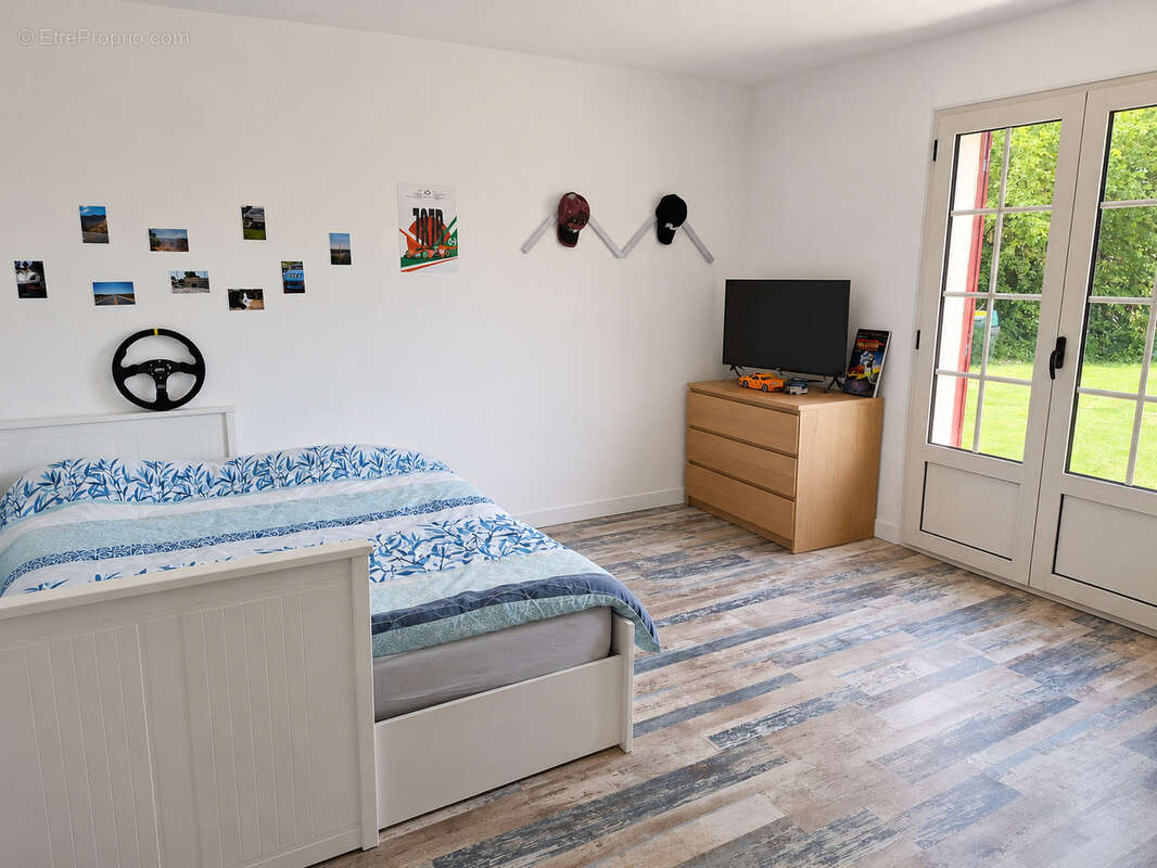 Maison à ESCHES